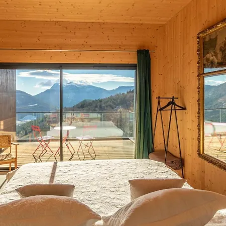 Des Belles Vues De La Drome Holiday home *